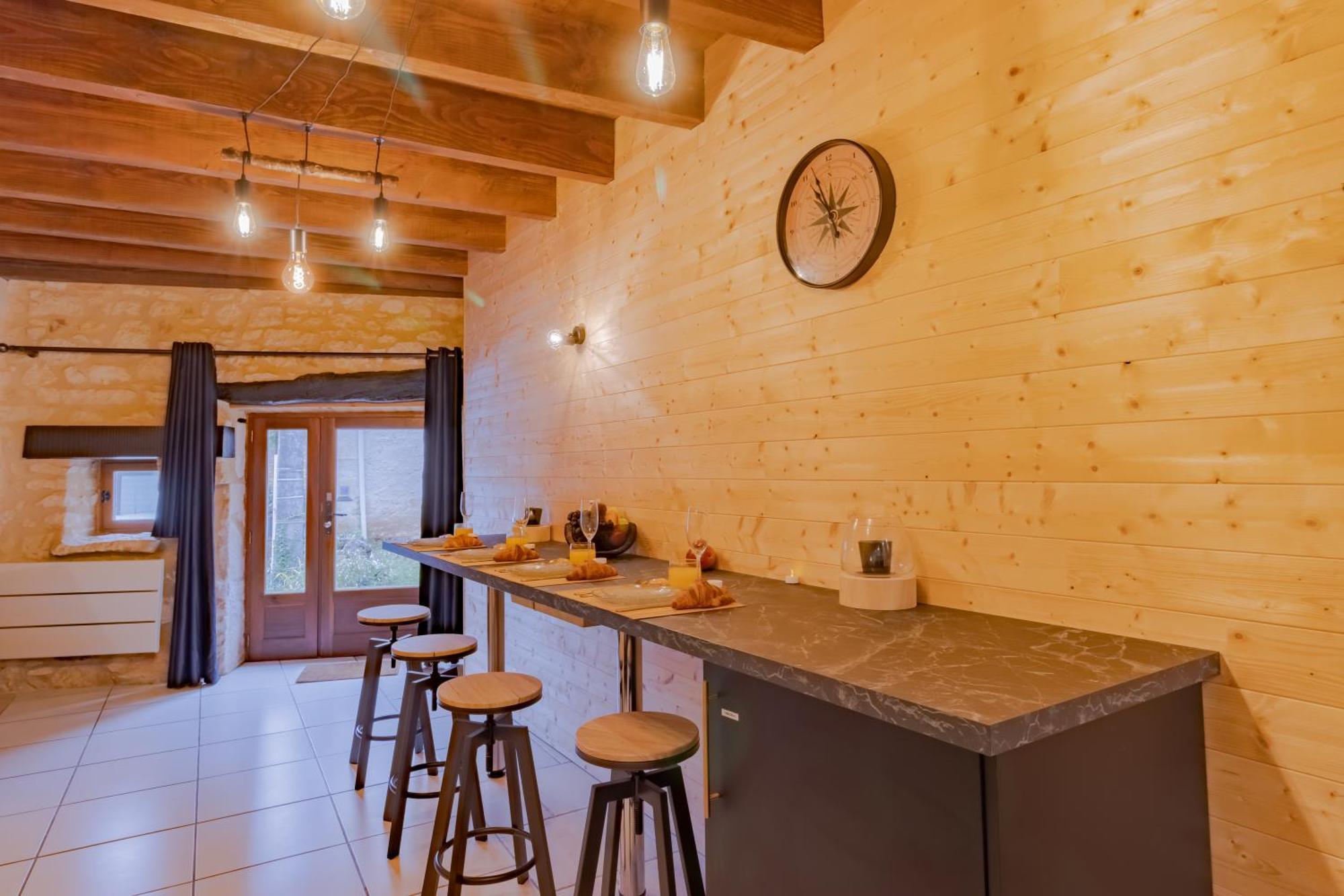 Le Chalet Saint-Pardoux-la-Riviere Exterior photo